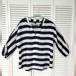 Ladies Ann Taylor Top